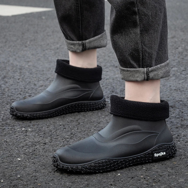 Regenstiefel für den Herbst - Halbhohe Wasserdichte PVC Gummistiefel mit rutschfester Sohle für Herren