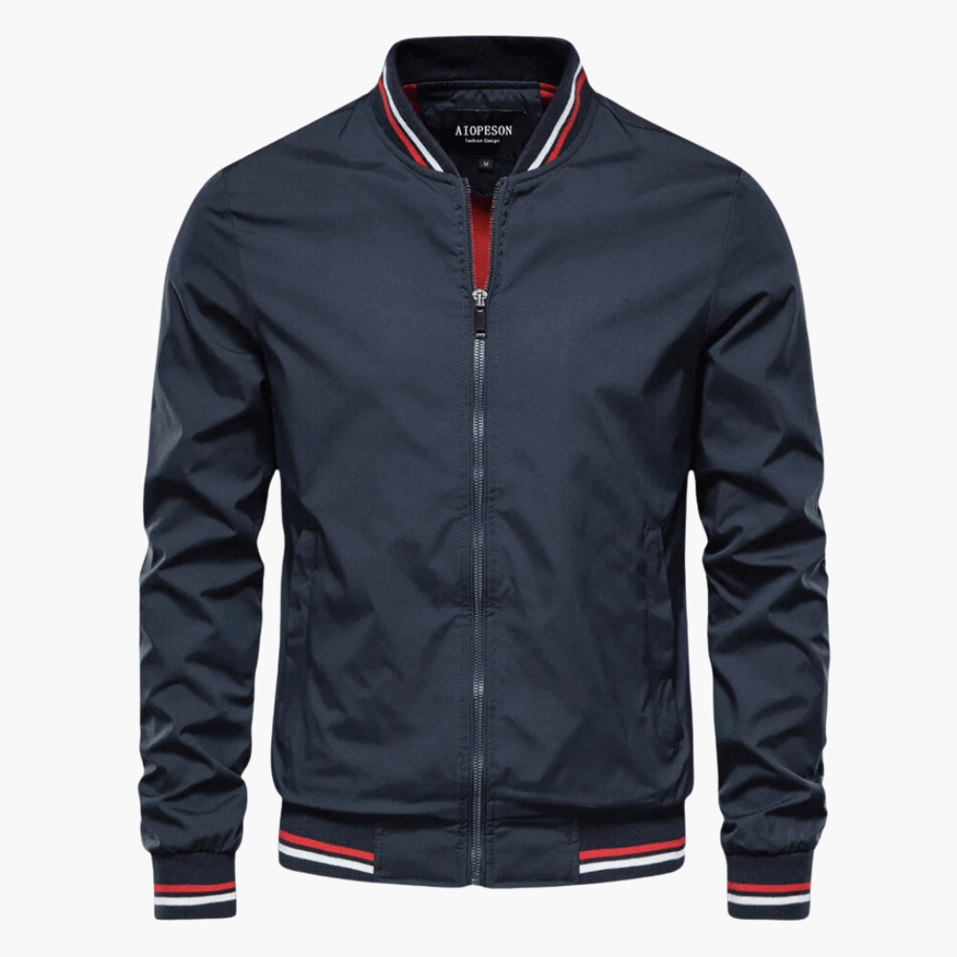 Dunkelblaue Herren-Bomberjacke mit Reißverschluss, gestreiften Bündchen und Kragen. Modische Freizeitjacke für Männer.