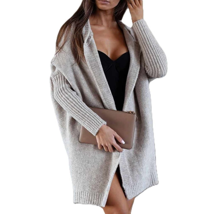 Strickjacke für den Herbst - Langer grauer Strick-Cardigan mit Kapuze für Damen