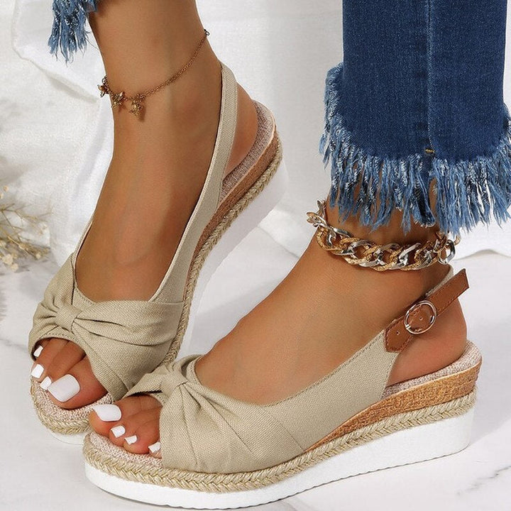 Sandaletten für Damen - Bequeme Plateau Sandalen mit Fußbett für Sommer