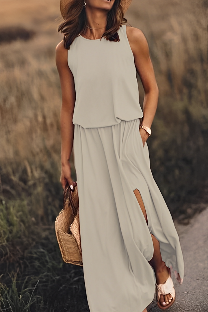 Layla Casual-Kleid | Modernes ärmelloses Kleid mit Ausschnitt