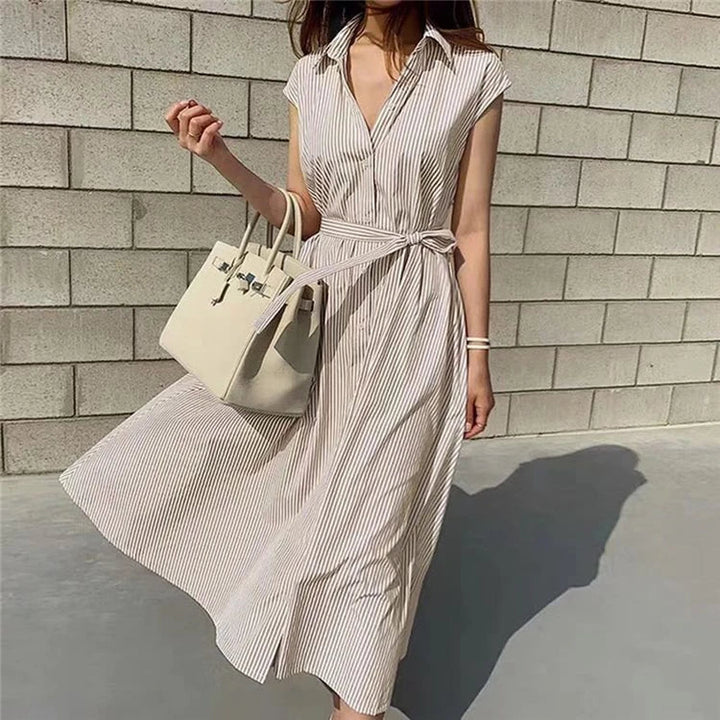 Rania Gestreiftes Kleid | Modernes trendiges A-Linien-Kleid mit kurzen Ärmeln für den Sommer für Frauen