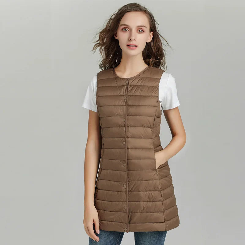 Lange Steppweste für den Herbst - Leichte Daunenweste für Damen