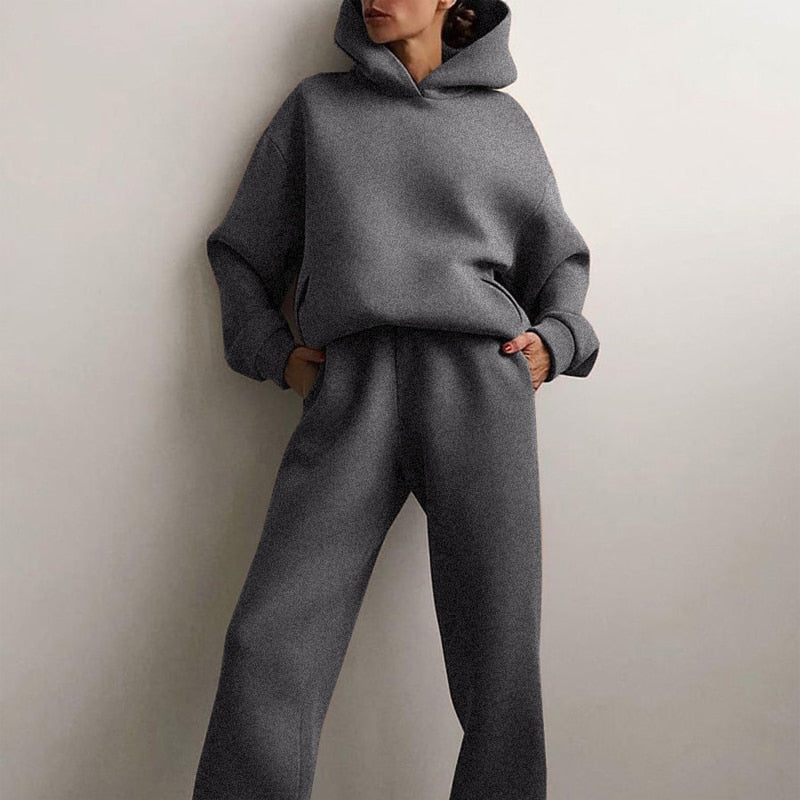Zweiteiler für Damen - Bequemes Twin-Set mit Hoodie und Jogger für Übergangszeit