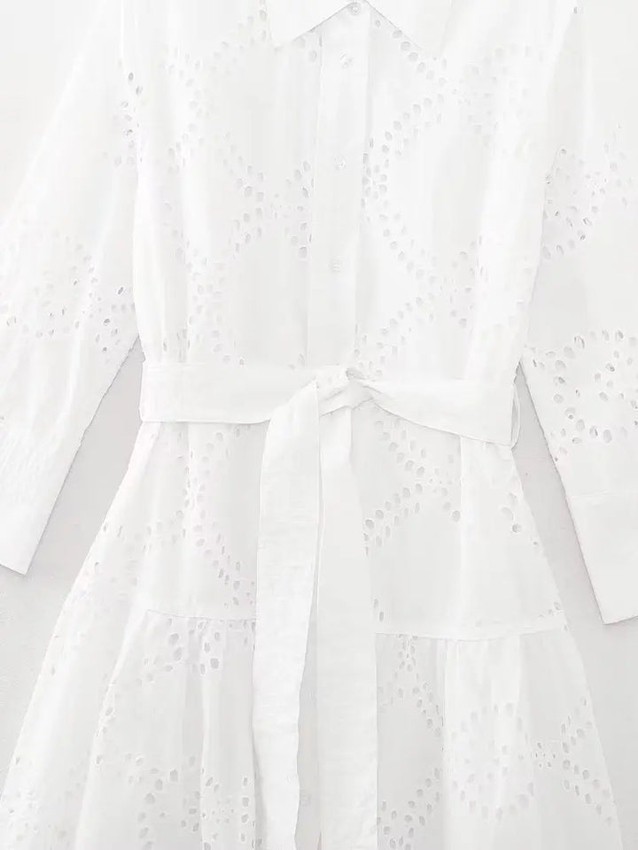 Andrea Lace Kleid | Stilvolles modernes Damenkleid mit langen Ärmeln und Gürtel