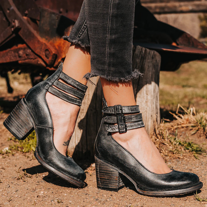 Schuhe Schnallen