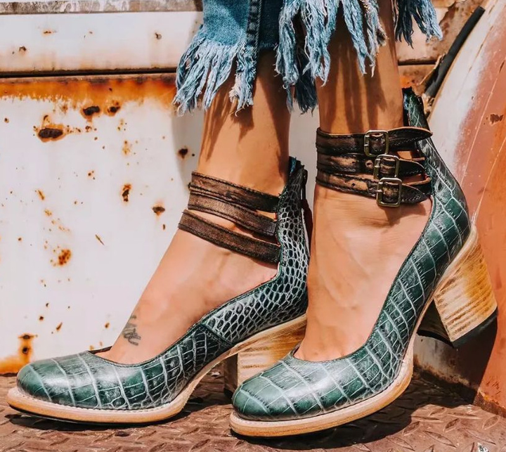 Schuhe Schnallen