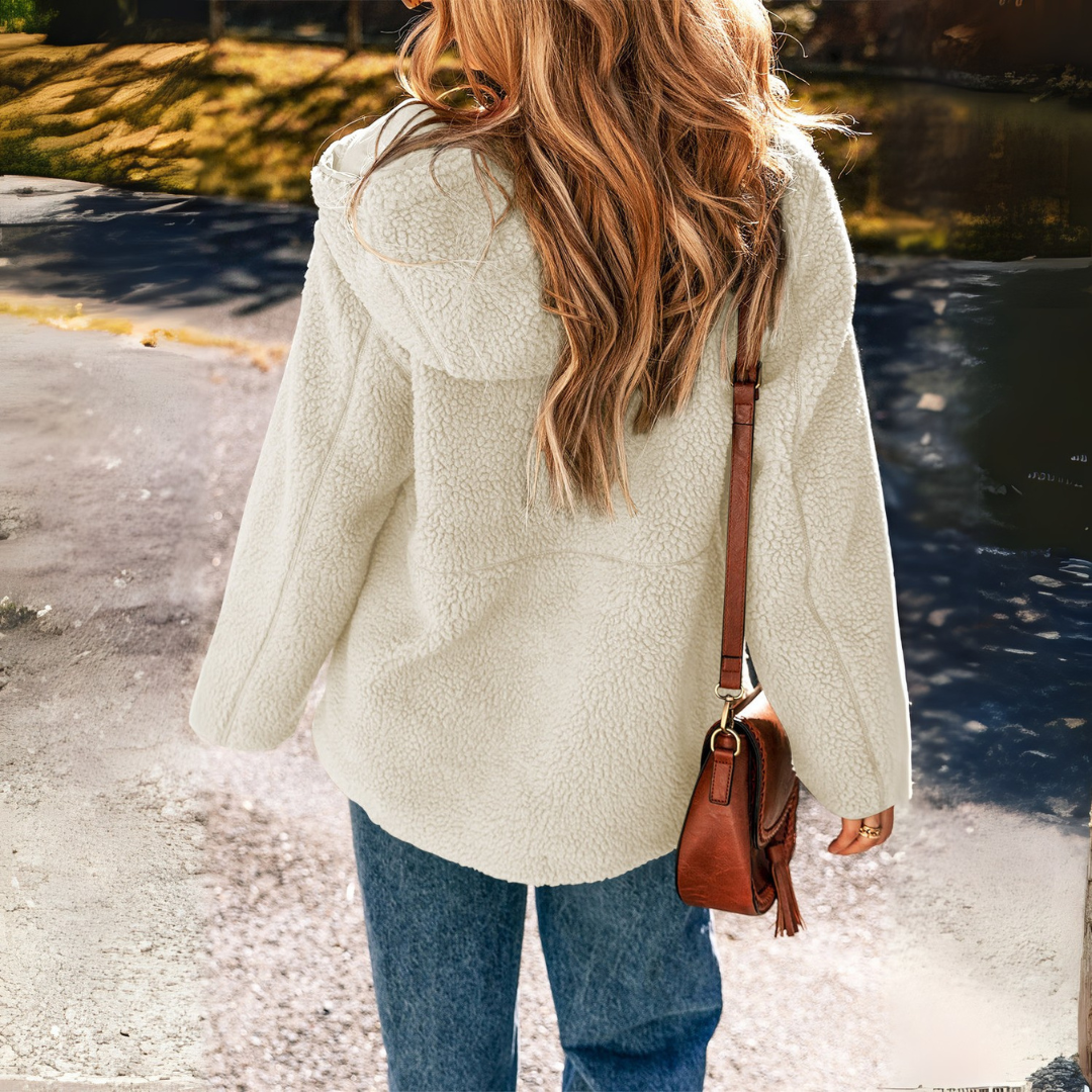 Teddyjacke für den kalte Tage - Stilvolle Fleecejacke mit Kapuze für Damen