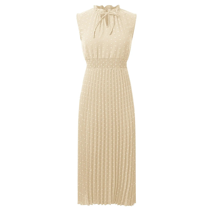 Beiges ärmelloses Midikleid mit Plissee und gepunktetem Muster, elegantes Design, ideal für Sommermode und festliche Anlässe.
