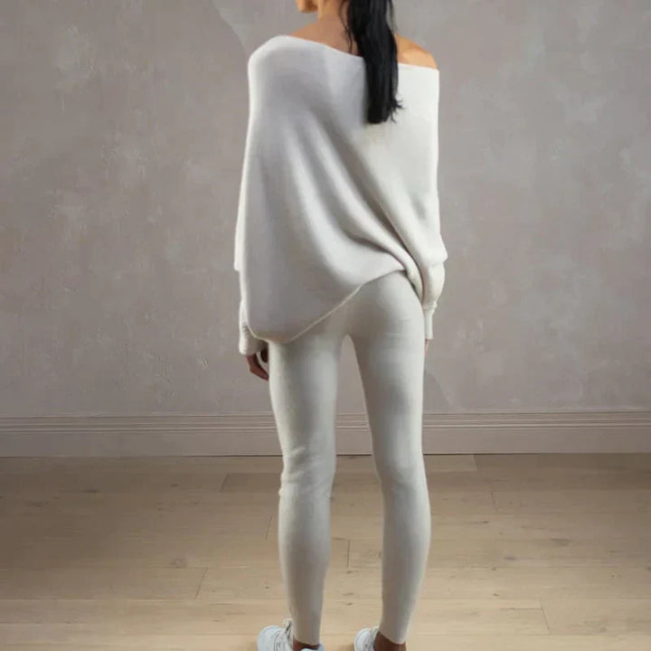 Margiela Maris Pullover | Moderner asymmetrischer Pullover mit U-Boot-Ausschnitt für Damen