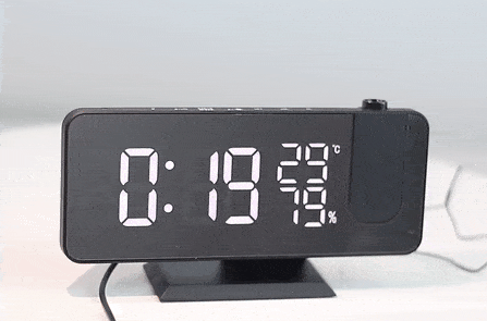 Digitaler Wecker LED Projektor Radio USB - Projektionswecker Temperatur Luftfeuchtigkeit Herbst