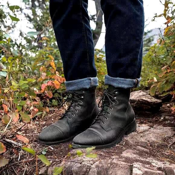 Retro Stiefel für den Herbst - Stilvolle Wasserdichte Schnürstiefel für Herren