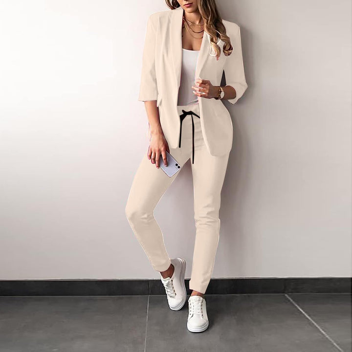 Sara 2-teiliger Damenanzug | Stylischer Blazer und Hose für Frauen
