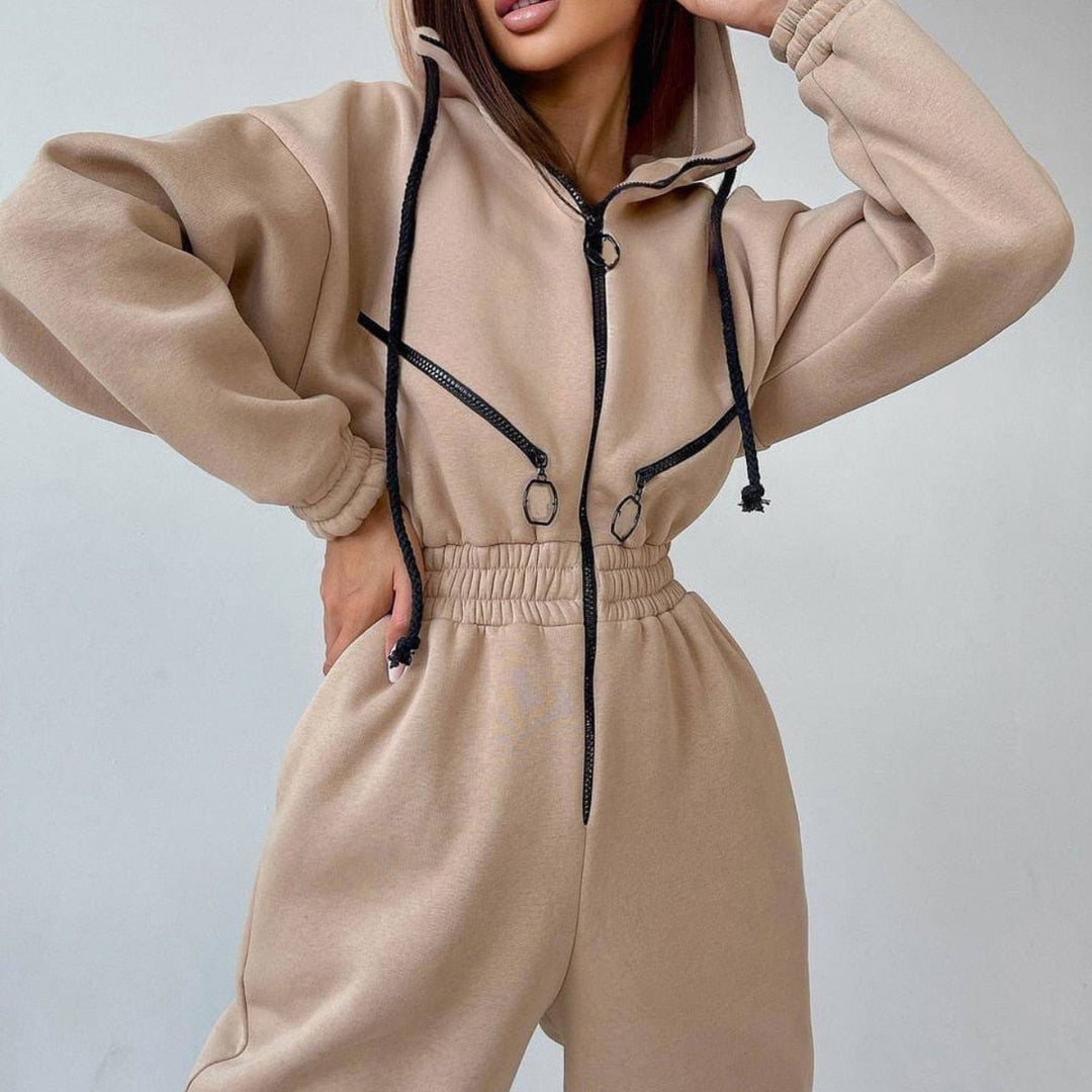 Lotte Hausanzug | Modischer Onesie mit Kapuze Sweatanzug für Frauen