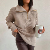 Jacque V-Sweater | Bequemer Zopfpullover mit V-Ausschnitt, Rollkragen und Reißverschluss