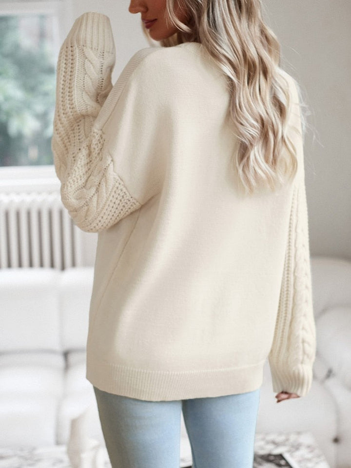 Lotte Pullover | Beigefarbener Pullover mit gestrickten Ärmeln