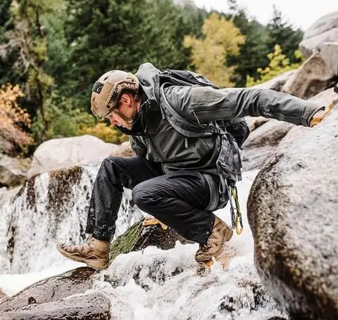 Softshelljacke für Herren - Sportliche Übergangsjacken für Wandern & Outdoor