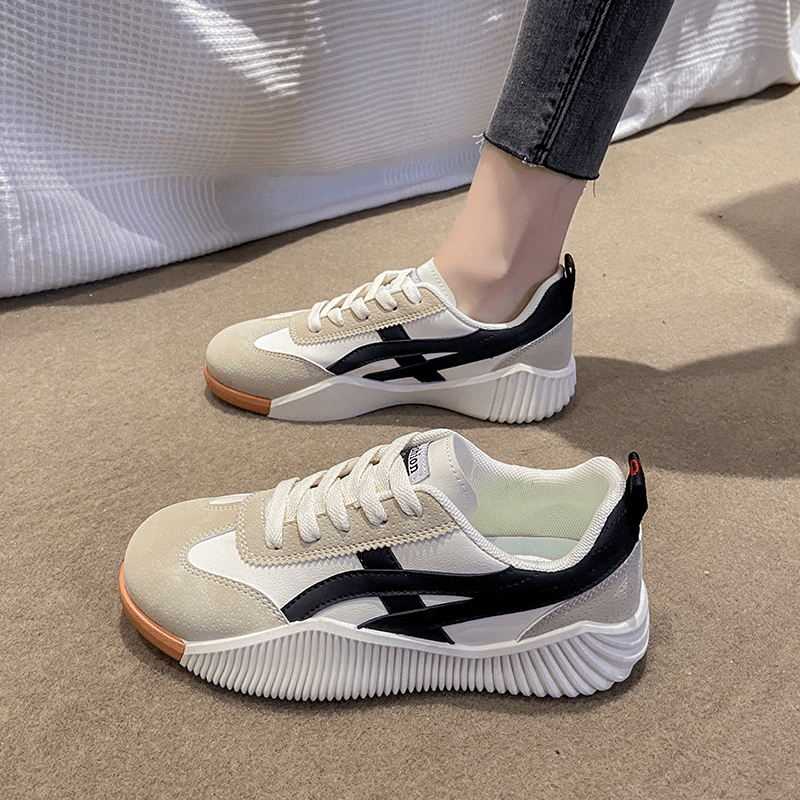 Chloe Sneakers | Trendige bequeme Schuhe für Frauen mit orthopädischer Sohle