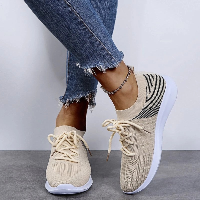 Sneaker für Damen – Bequeme Sommerschuhe mit orthopädischem Fußbett