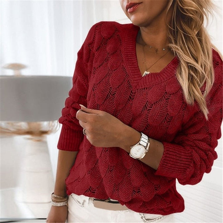 Pullover für Damen - Luftigen V-Sweater mit Blatt-Motiv